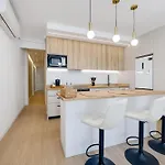 Elegante Y Acogedor Lägenhet